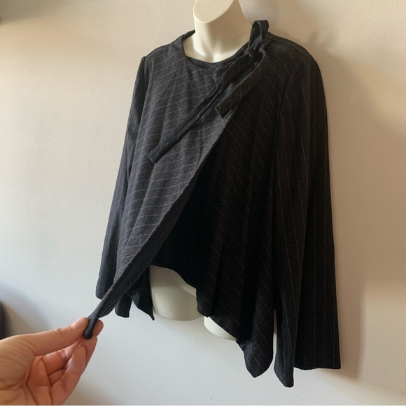 NEW Armani Collezioni Cape Blazer (QQ) - Picture 5 of 11